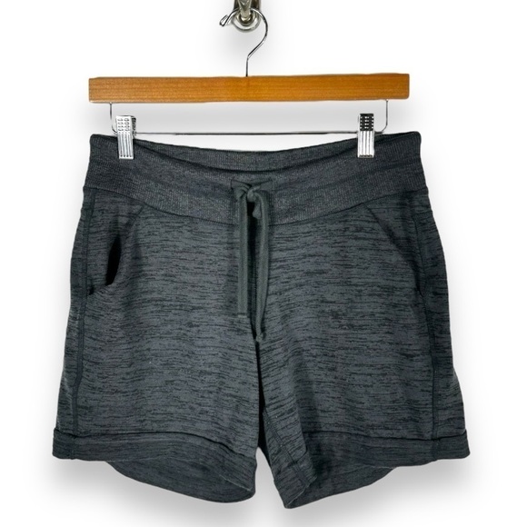 Athleta Downplay Shortie Activewear Workout Shorts, Heathered Grey, Size Small - Picture 1 of 10